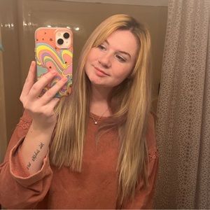 Meet your Posher, Chloe